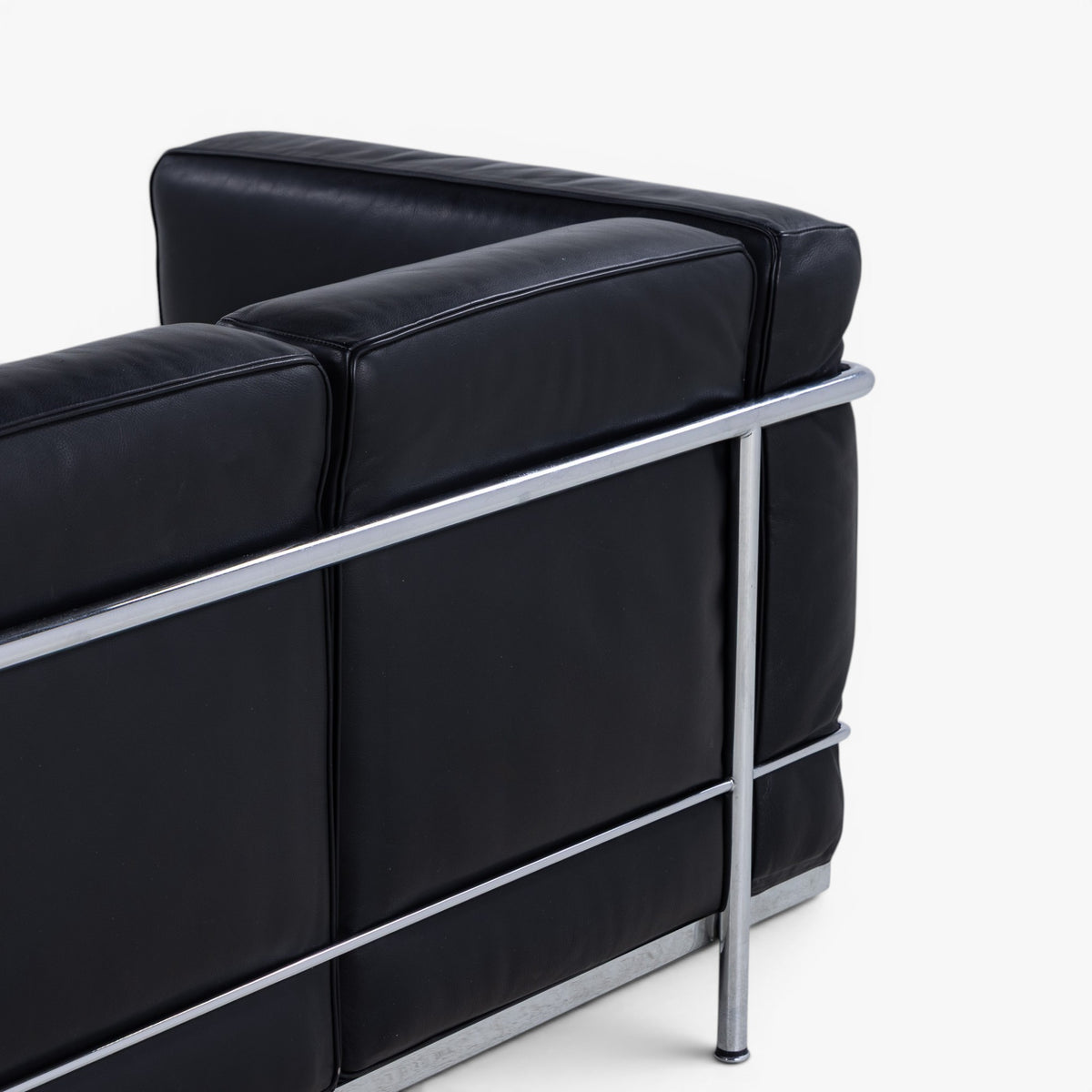 LC 2 - 2 pers. sofa i sort læder