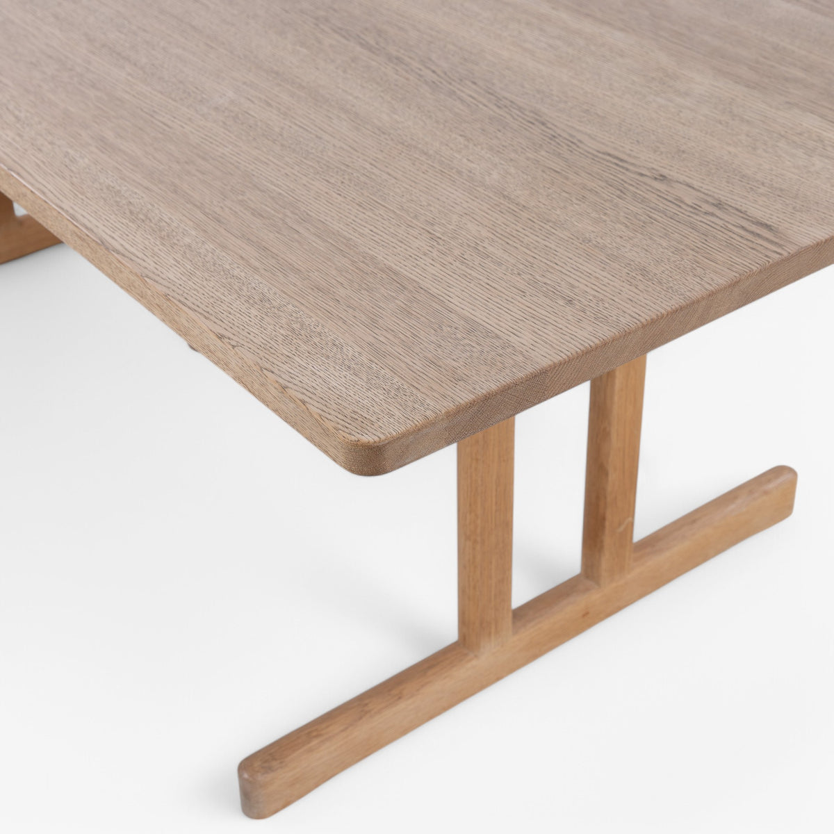 BM 5267 - Coffee table in oak