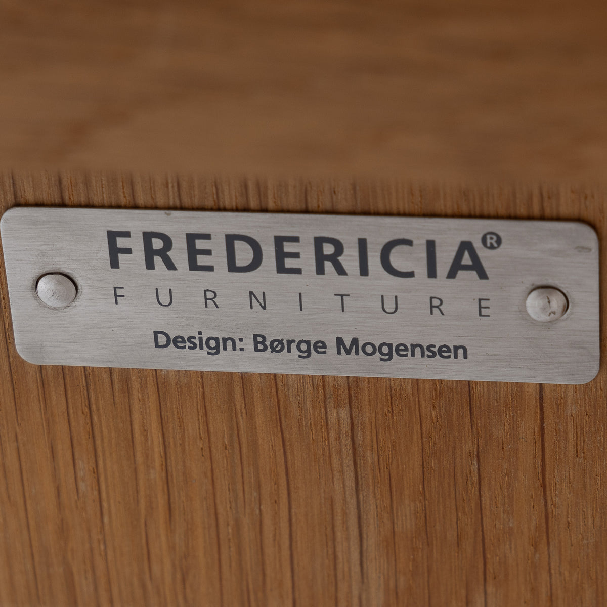 BM 5267 - Coffee table in oak