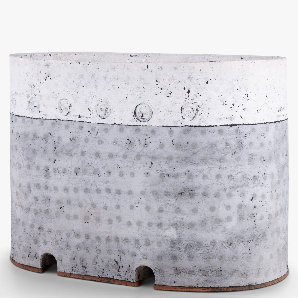 Colossal tub in earthenware