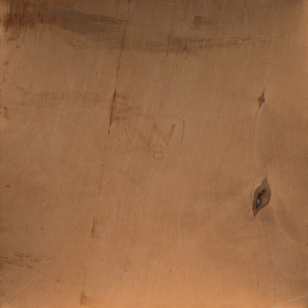 Dining chair in walnut