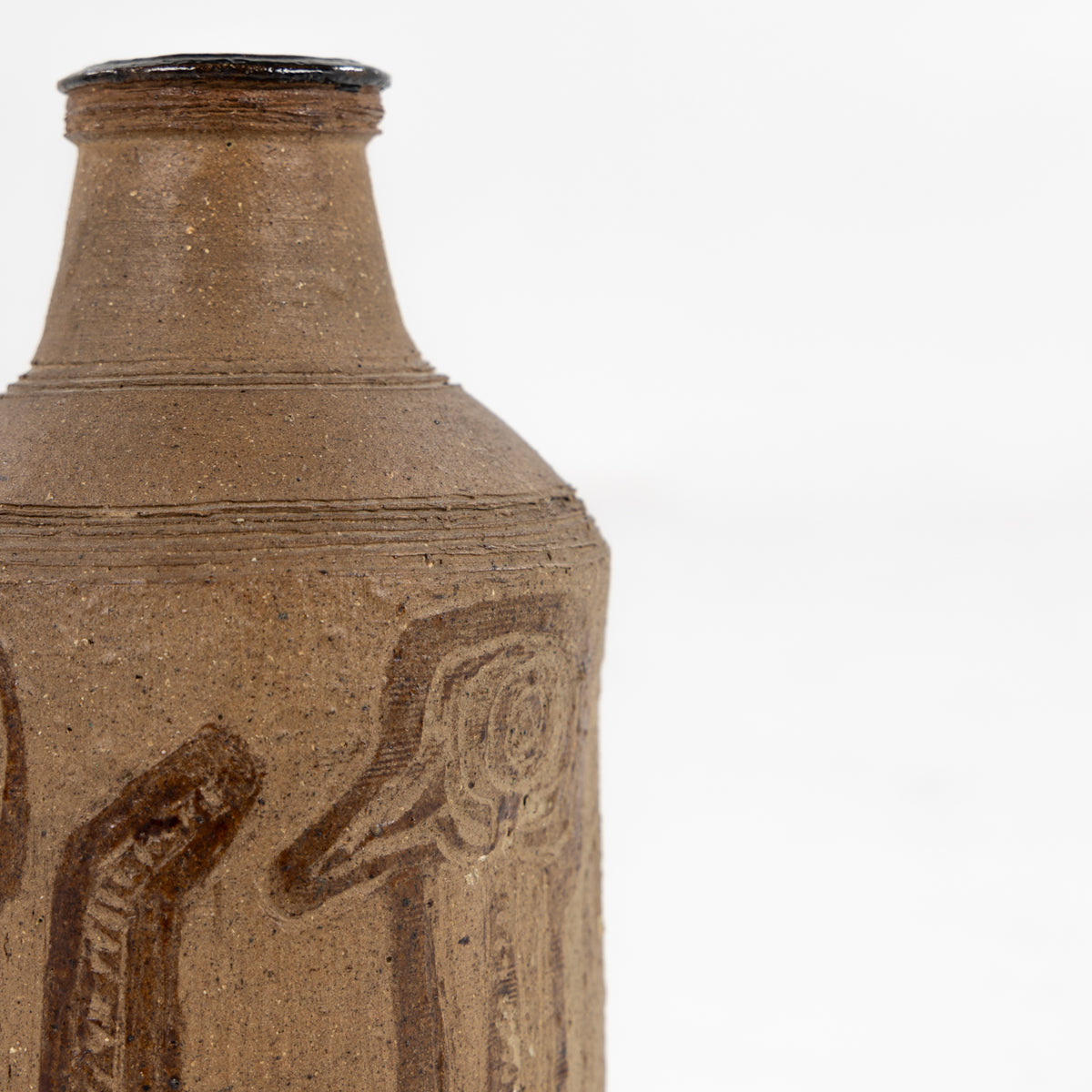 Vase in unglazed stoneware