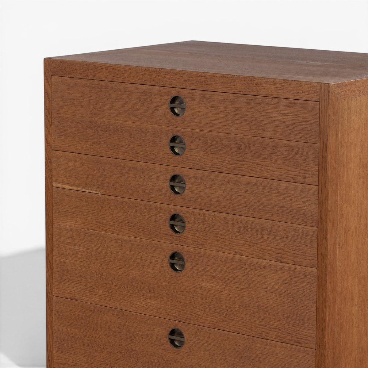 BM 64 - Cabinet in oak