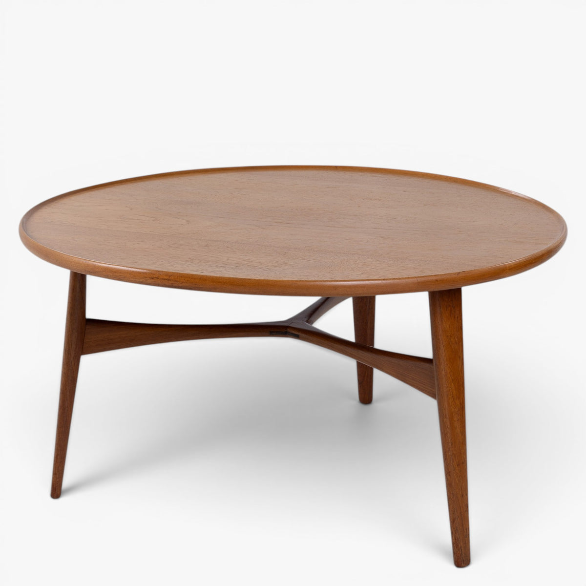 Rundt sofabord i teak