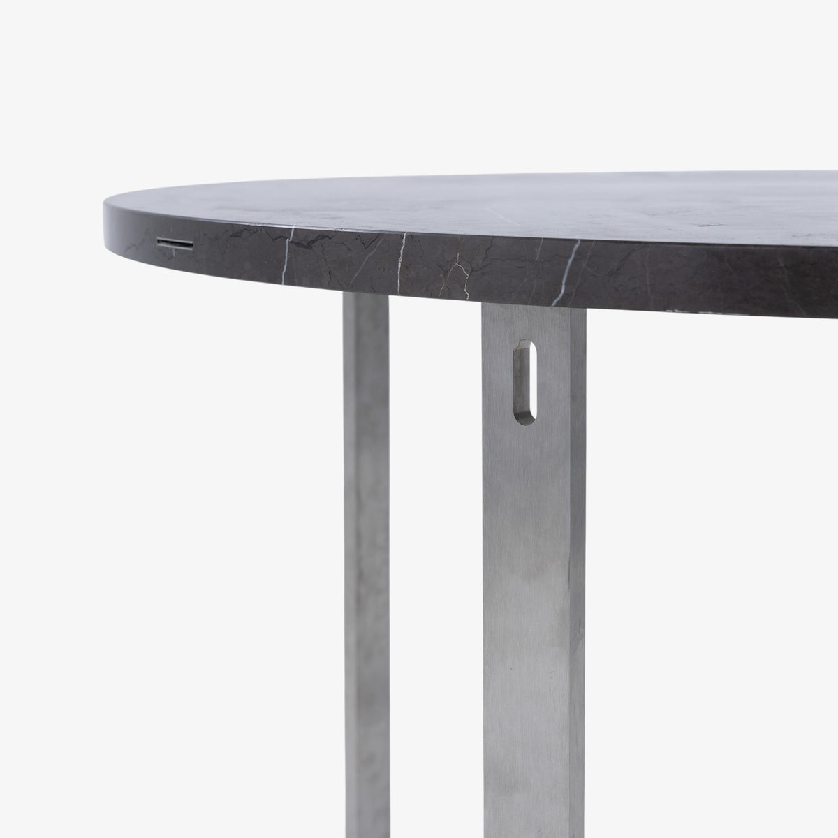 JH Dining table with marble top