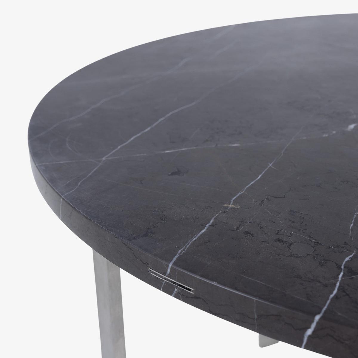 JH Dining table with marble top