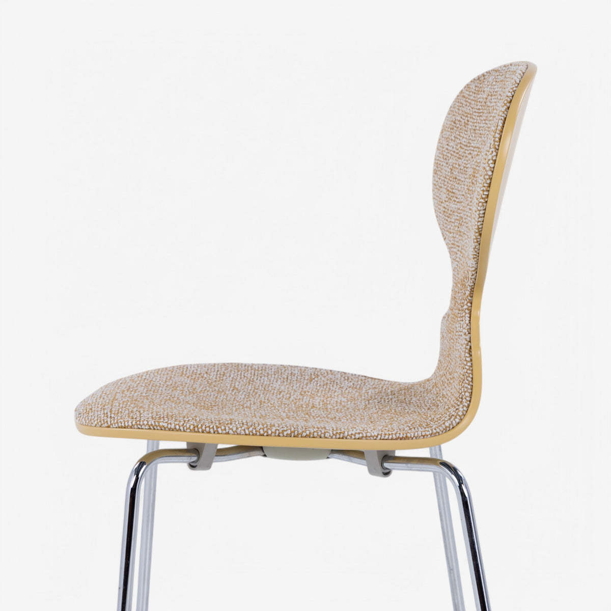 AJ 3100 - Myrestol i Moss-tekstil