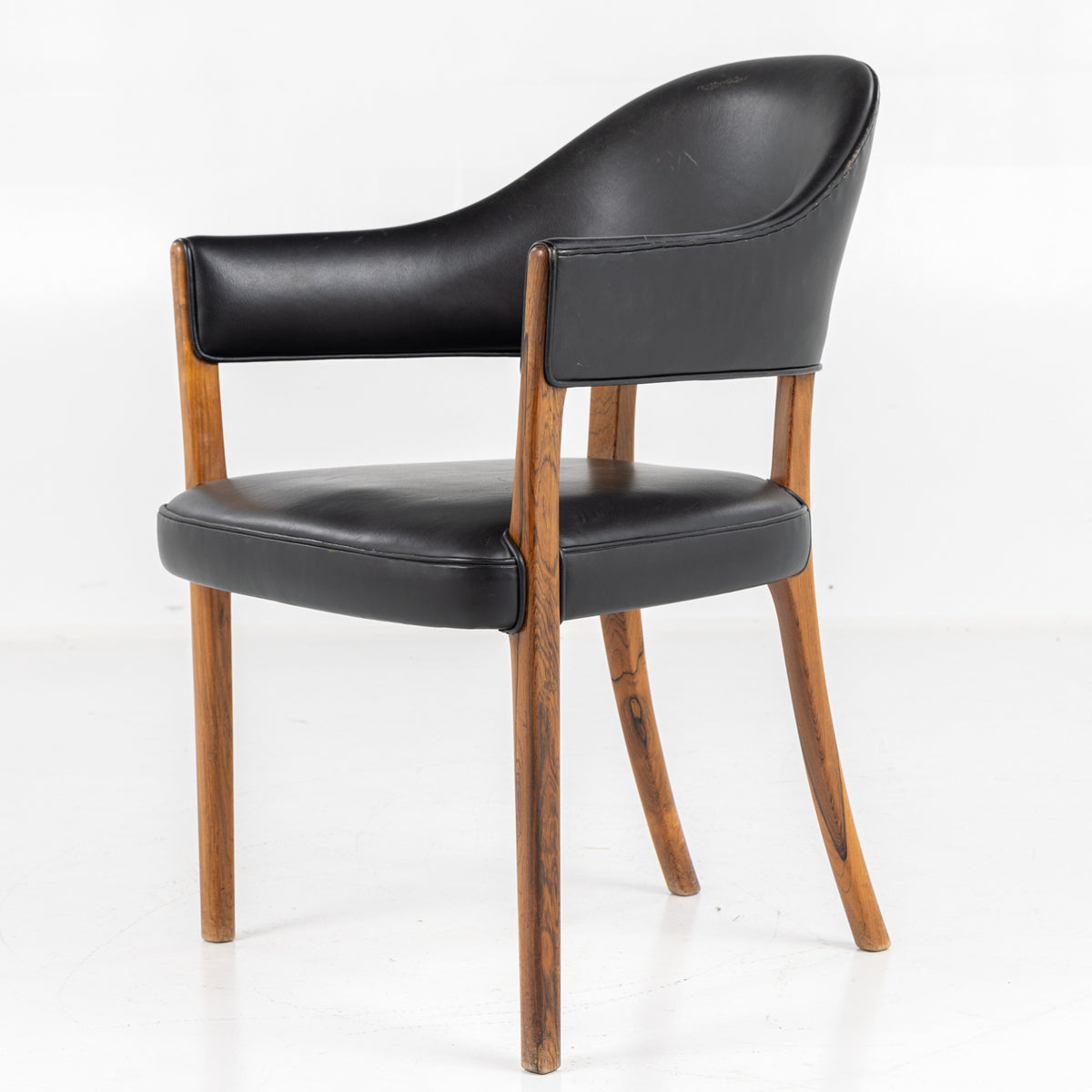 Armchair in Brazilian rosewood