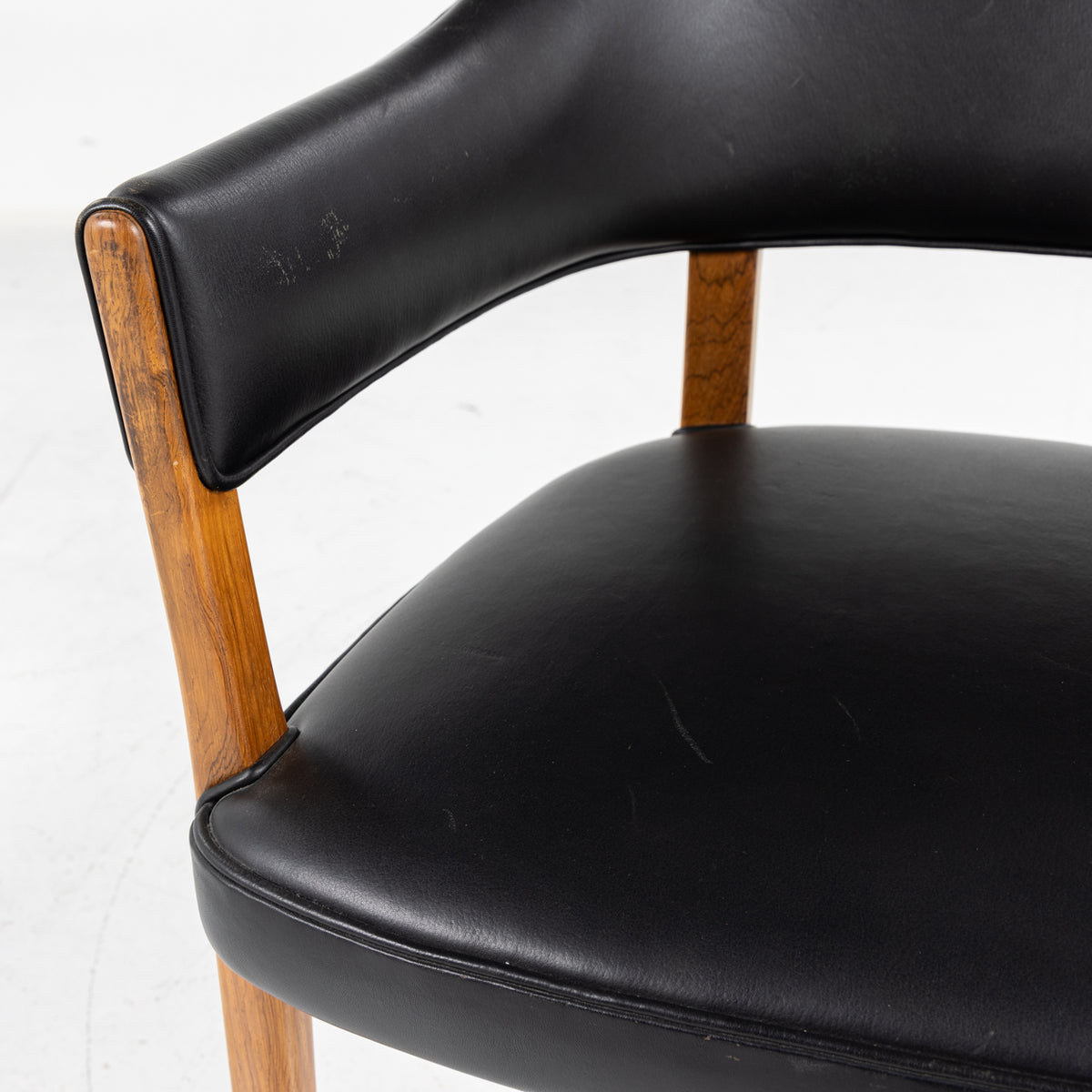 Armchair in Brazilian rosewood