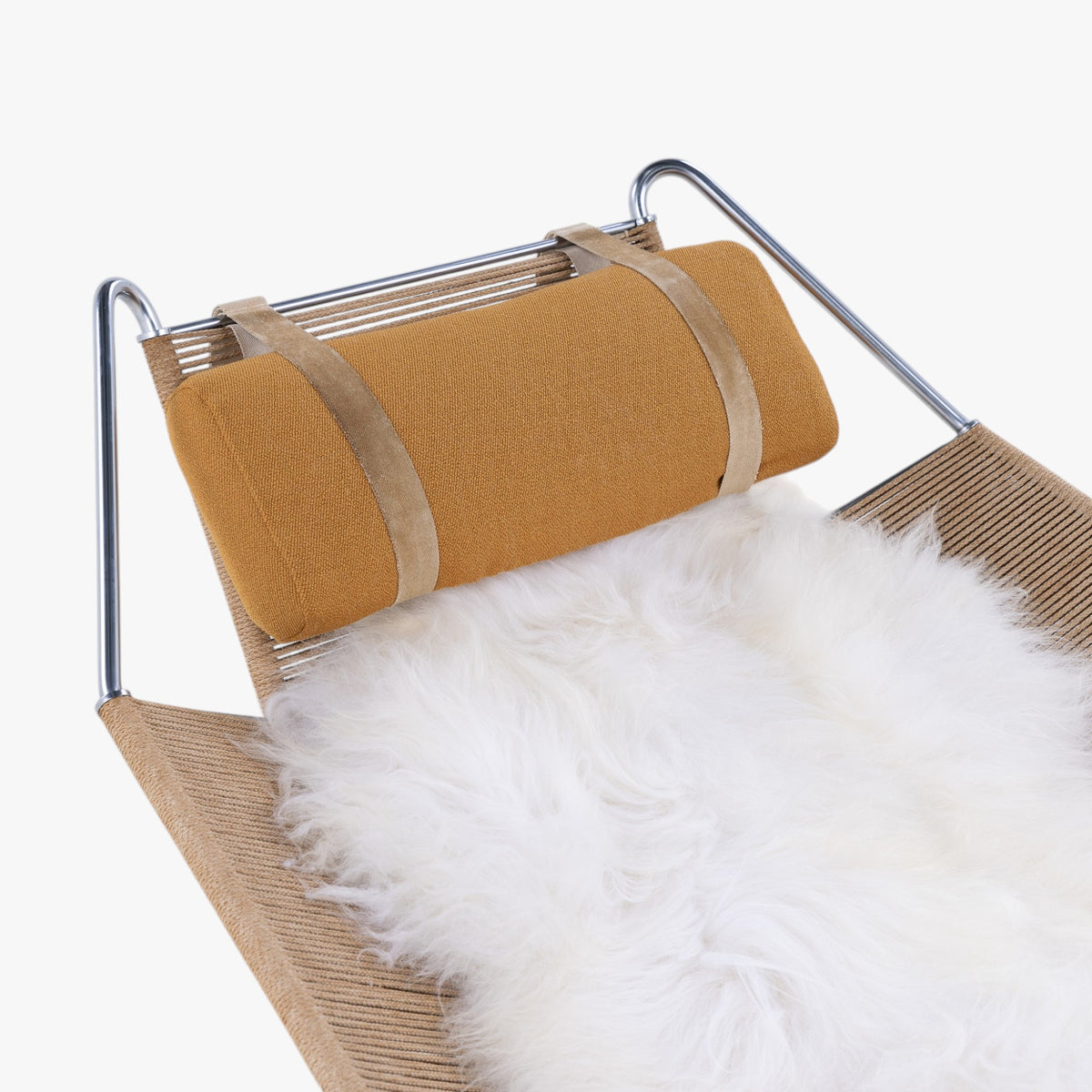 GE 225 - 'Flag Halyard Chair' w. white lacquered frame