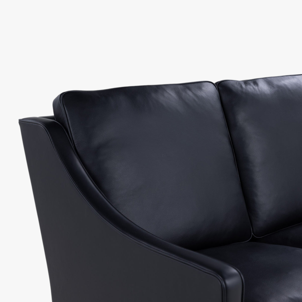 BM 2208 - 2 seater sofa in black leather