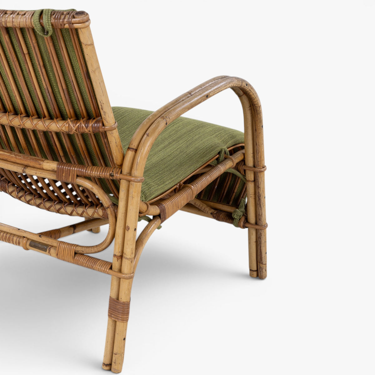 Easy chair in bamboo