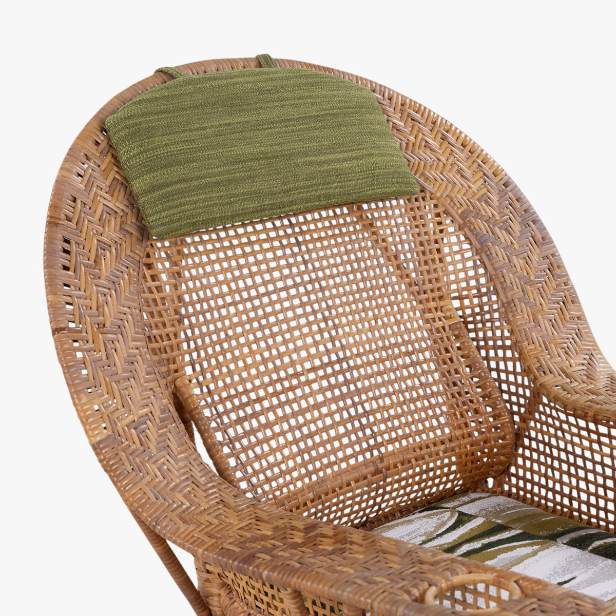 Easy chair in rattan