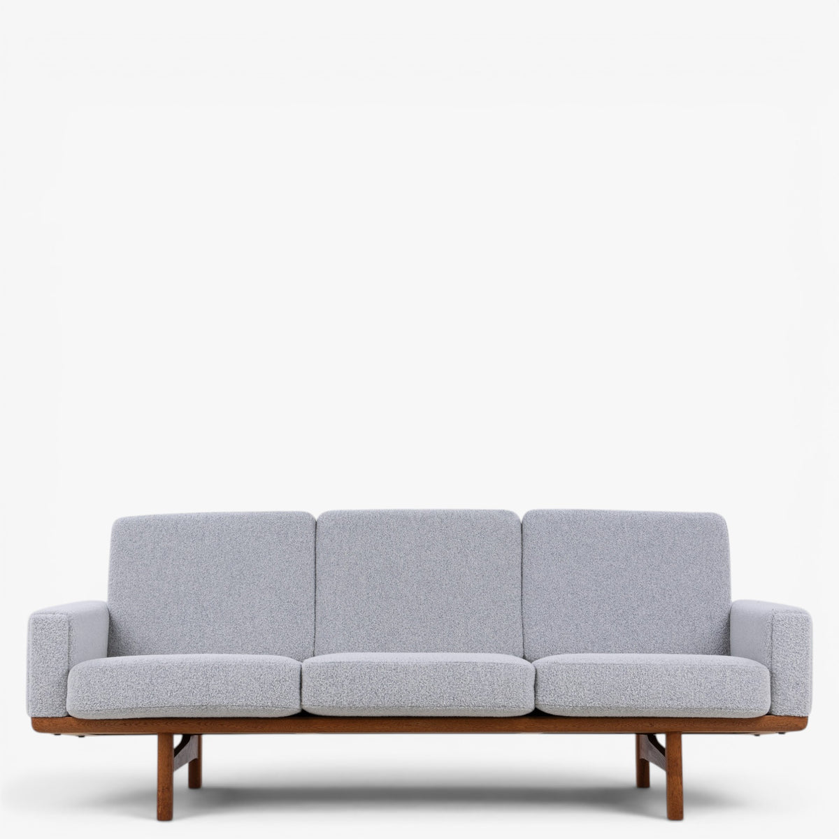 GE 236/3 - 3 seater sofa in oak
