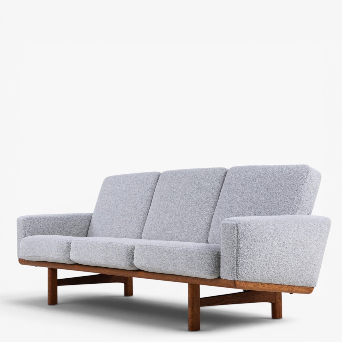 GE 236/3 - 3 seater sofa in oak