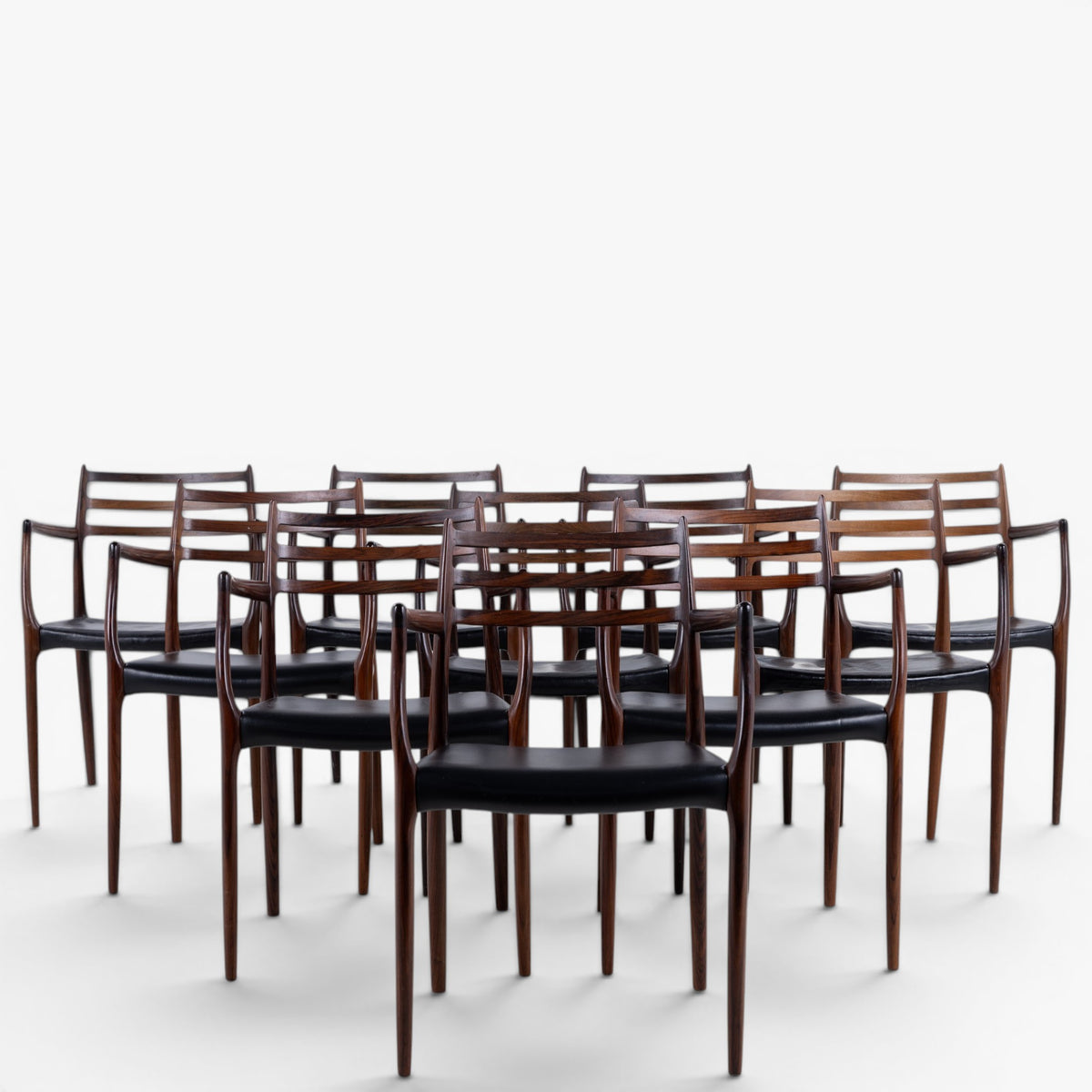 NO 62 - Set of 10 armchairs in Rio rosewood