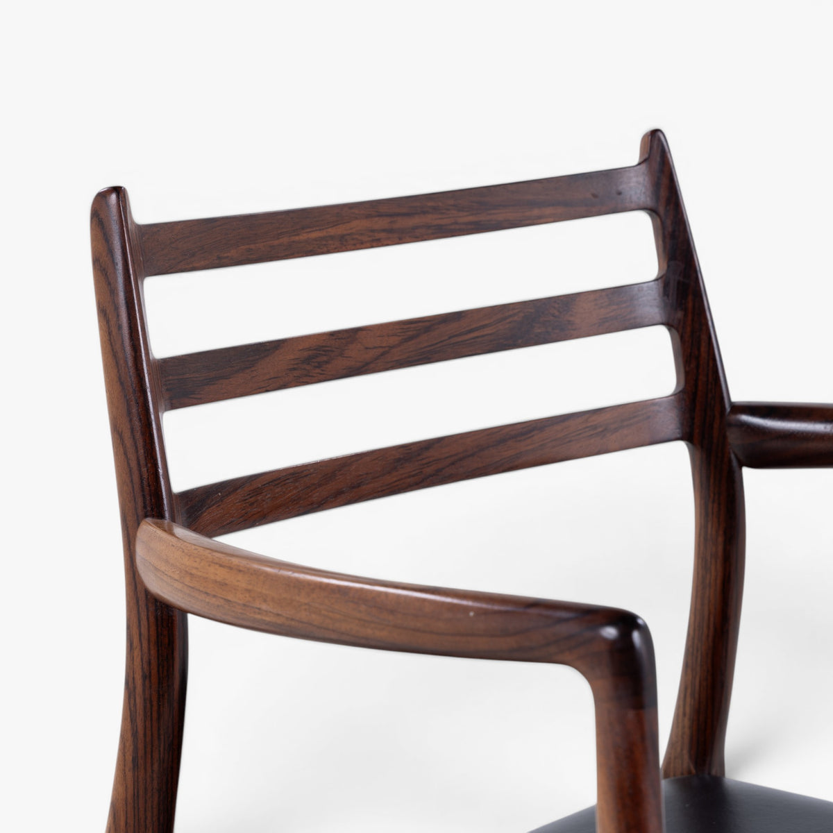 NO 62 - Set of 10 armchairs in Rio rosewood