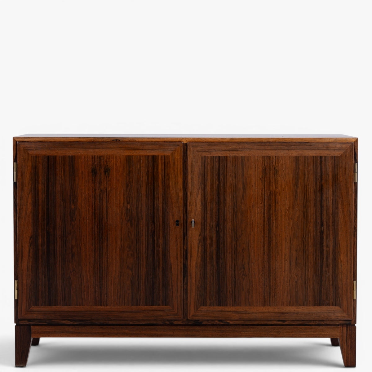 Cabinet in rosewood