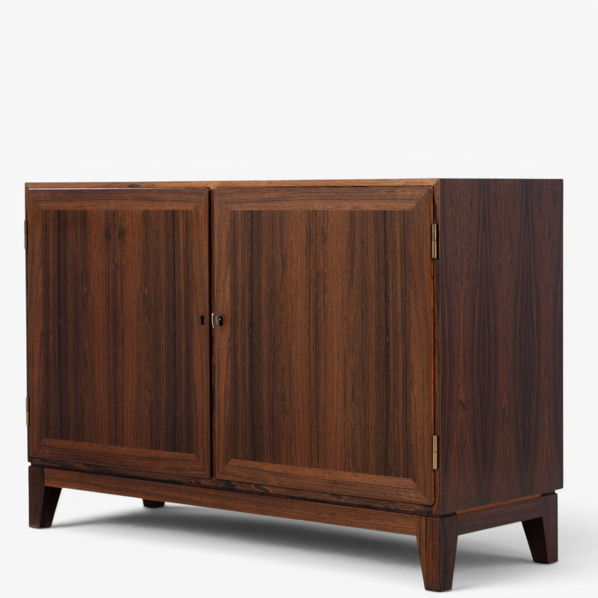 Cabinet in rosewood
