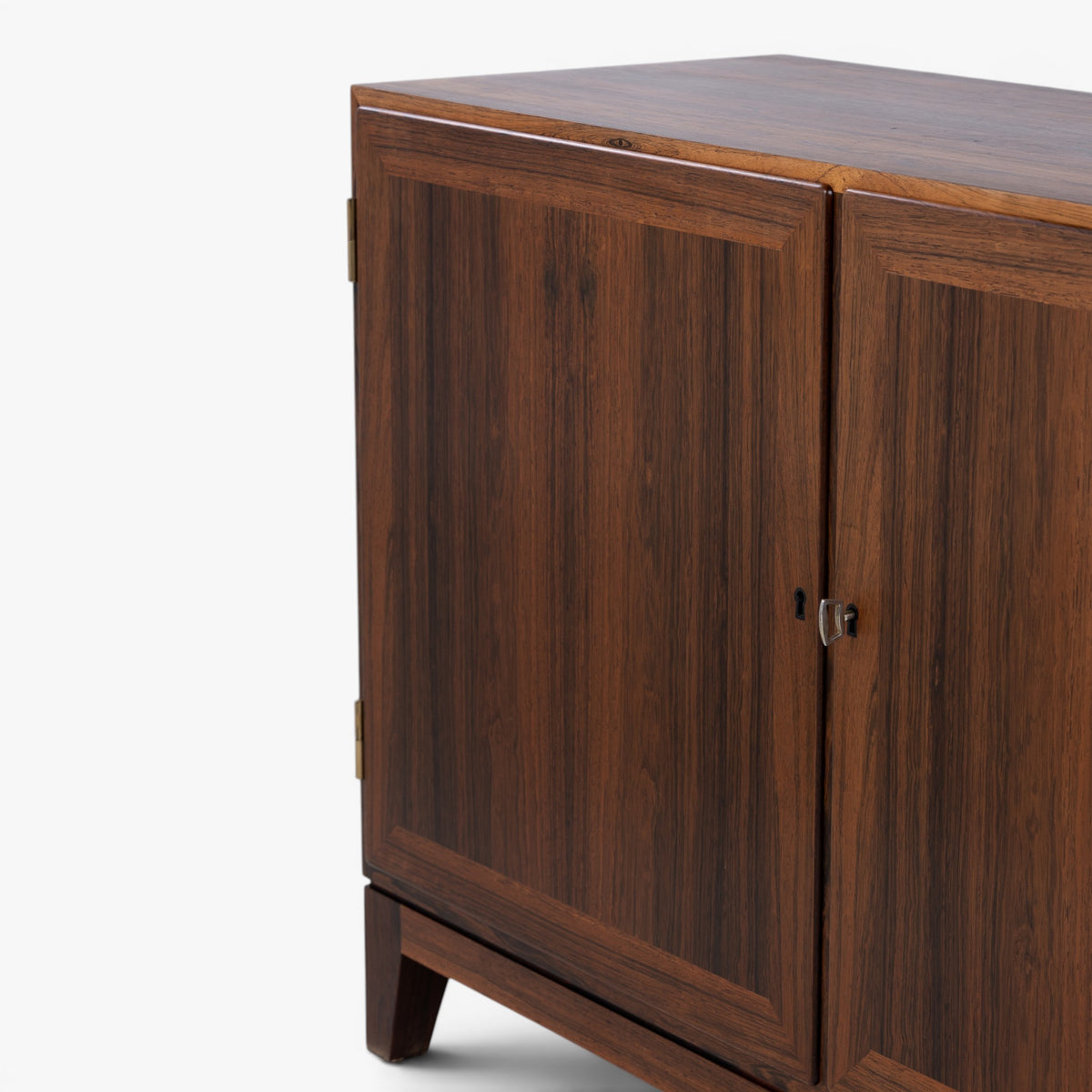 Cabinet in rosewood