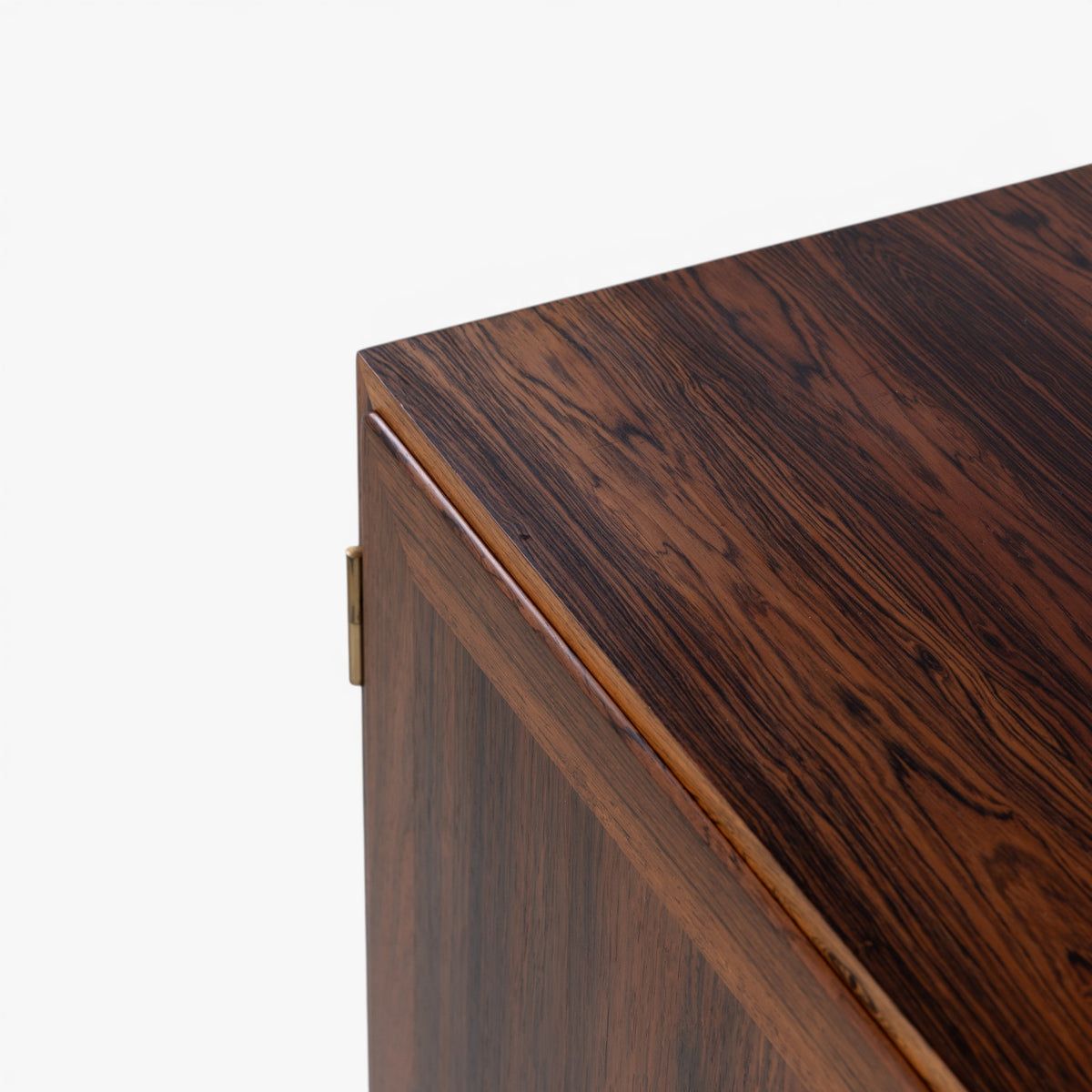 Cabinet in rosewood
