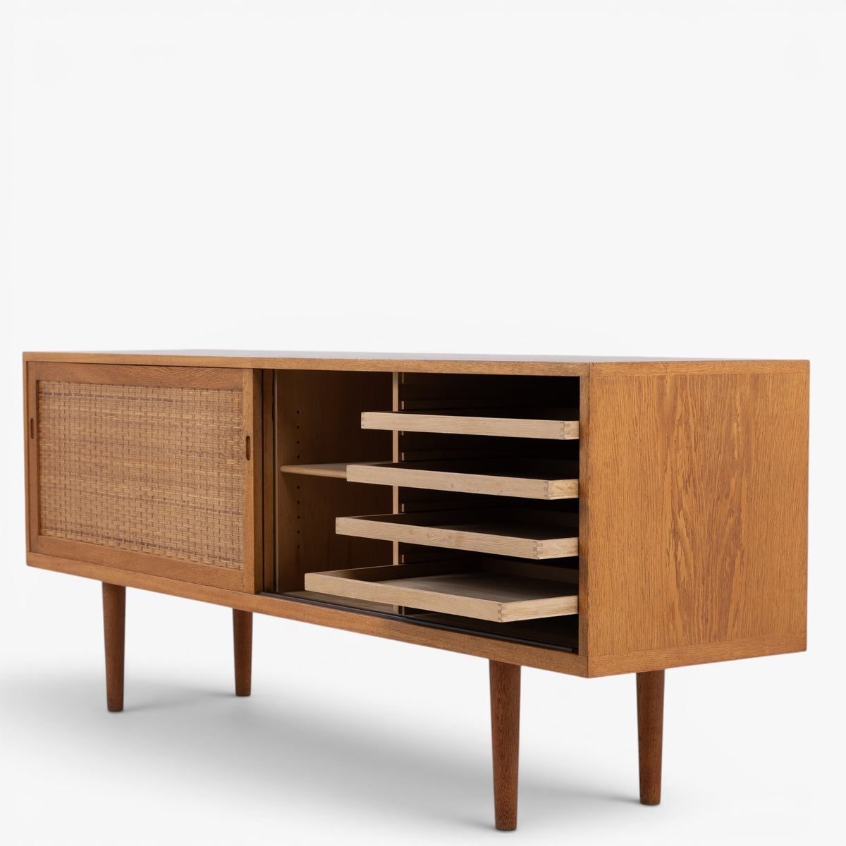 RY 26 - Sideboard in patinated oak
