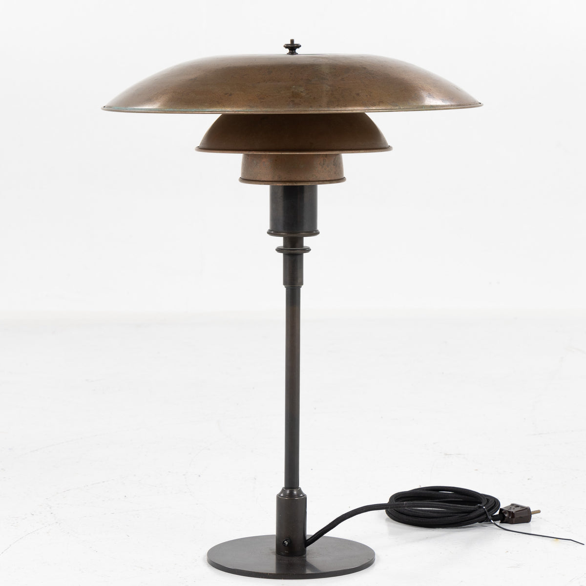 PH 4/3 - Table lamp in brass