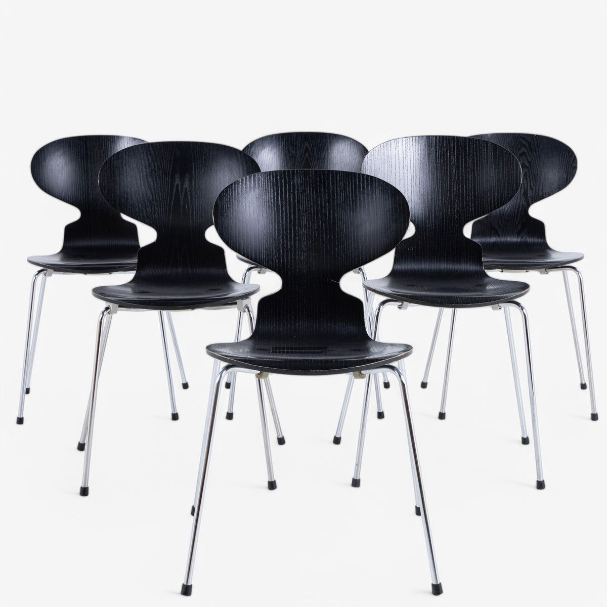 AJ 3100 - Set of 6 black stained Ant Chairs