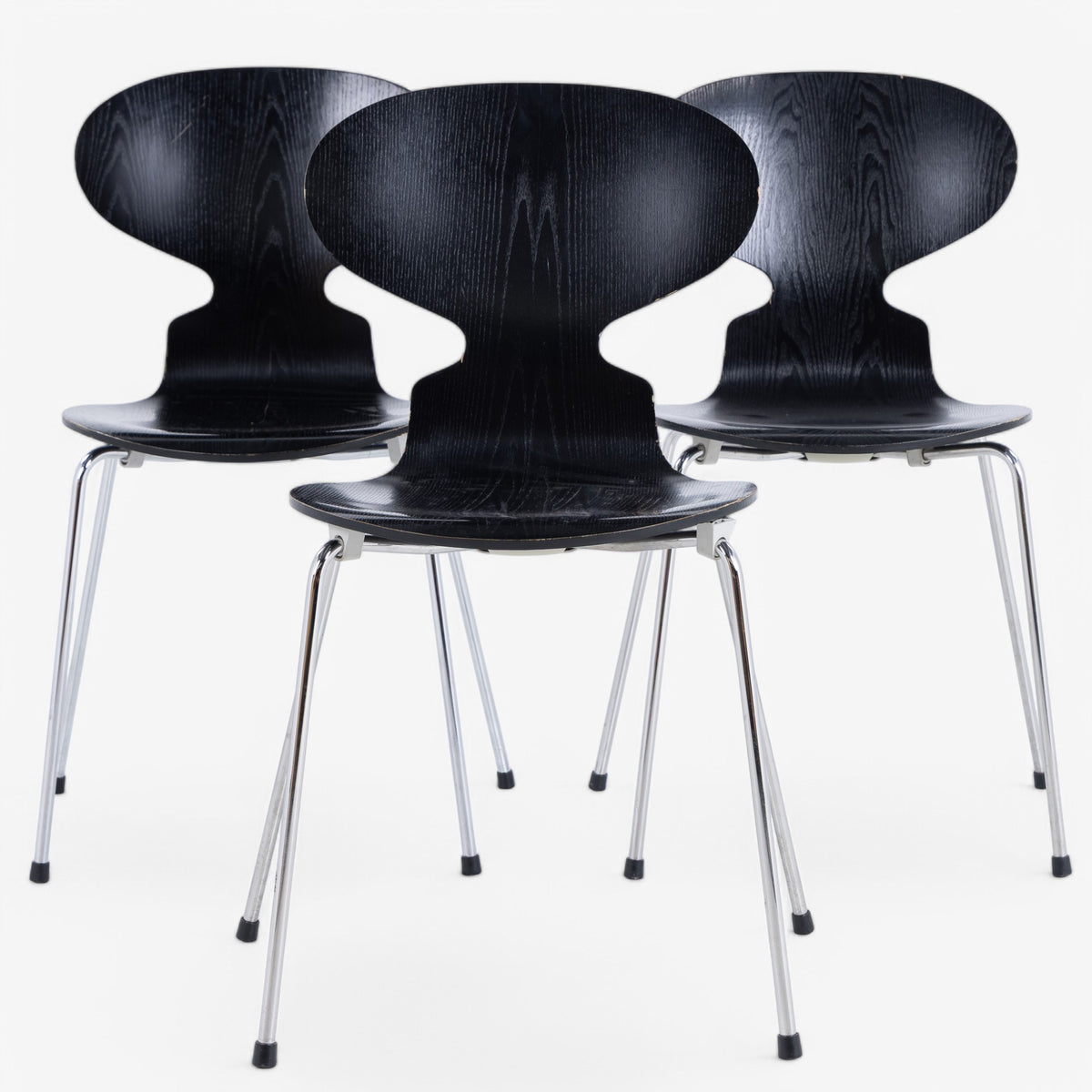AJ 3100 - Set of 6 black stained Ant Chairs