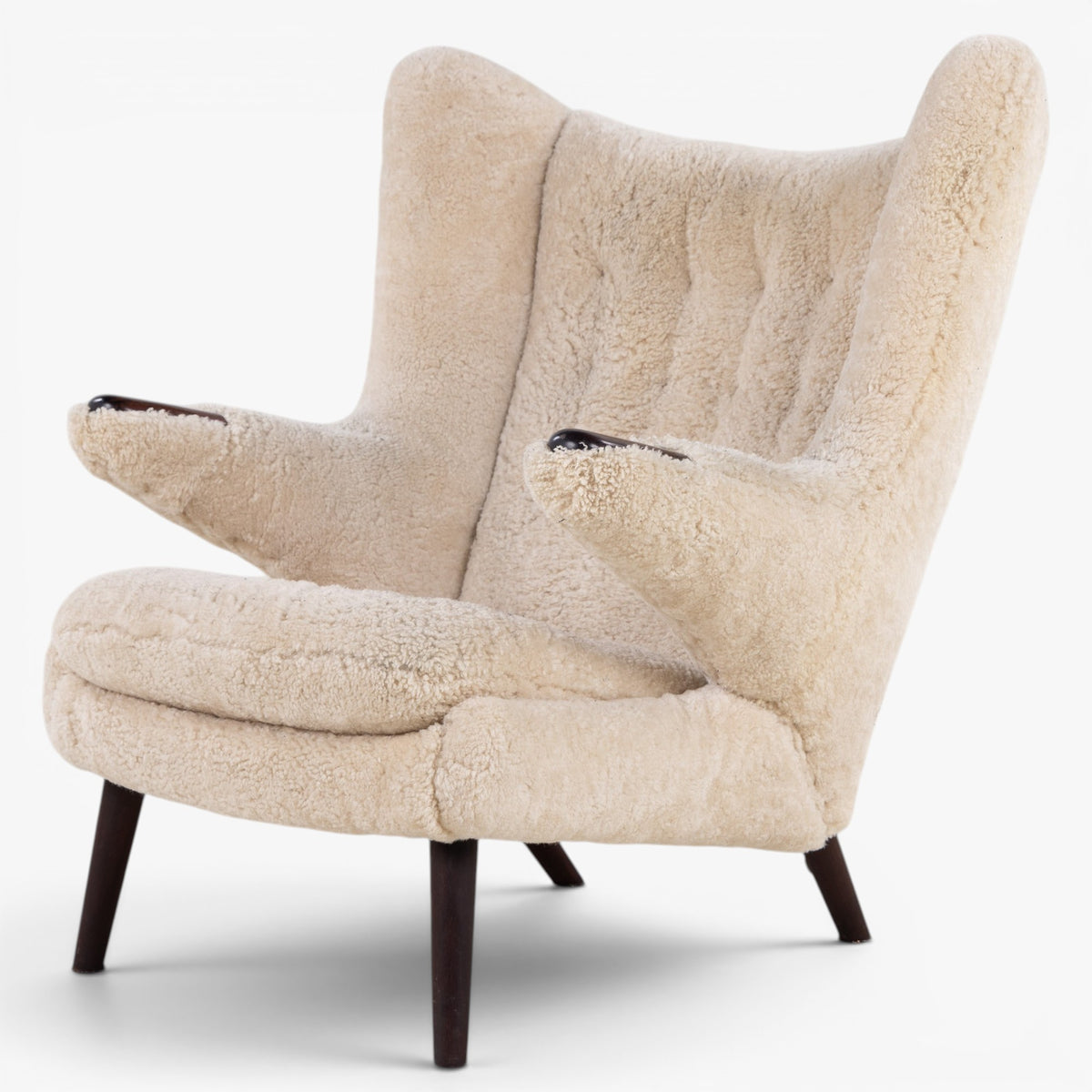 AP 19 - Papa Bear Chair in lambskin