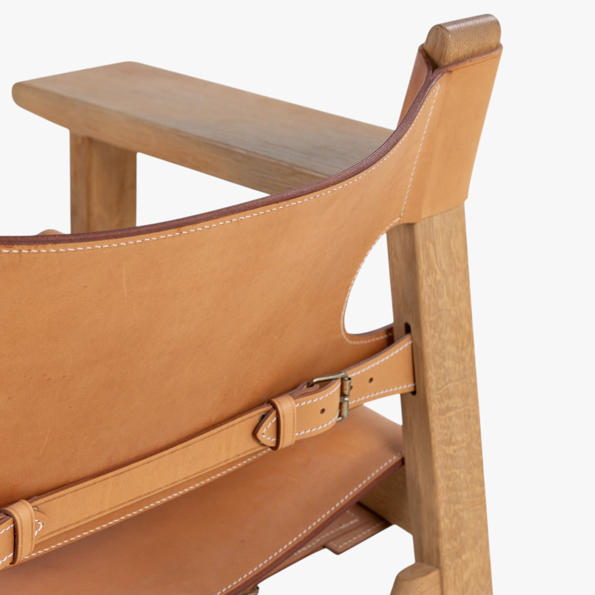 BM 2226 - 'The Spanish Chair' in oak