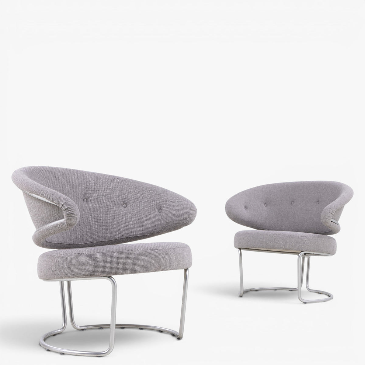 Easy chair in aluminium