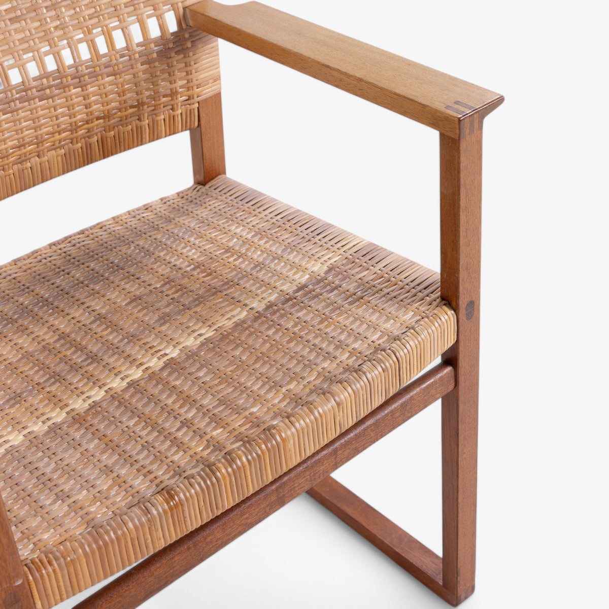 BM 62 - Armchair in mahogany