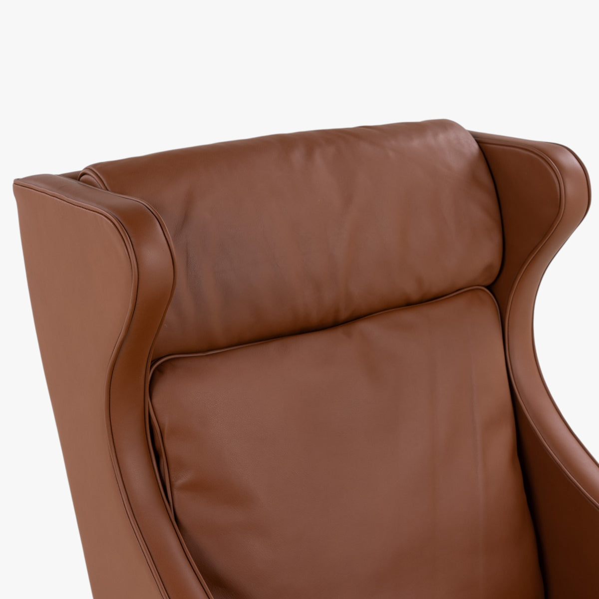 BM 2204 - Wingback chair in Nevada leather