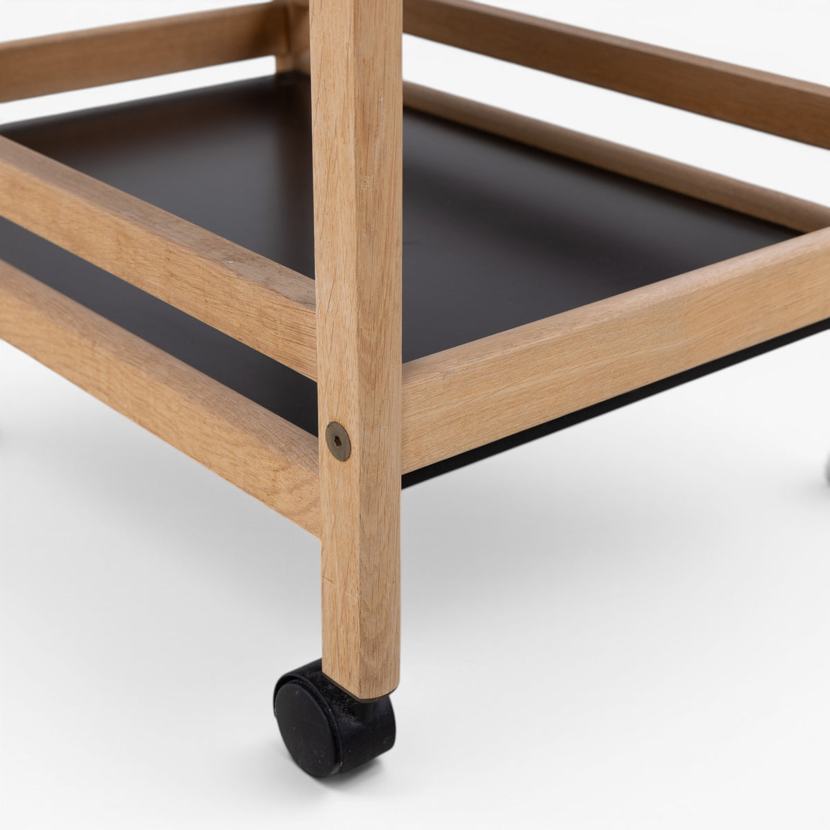 BM 5370 - Serving trolley in oak