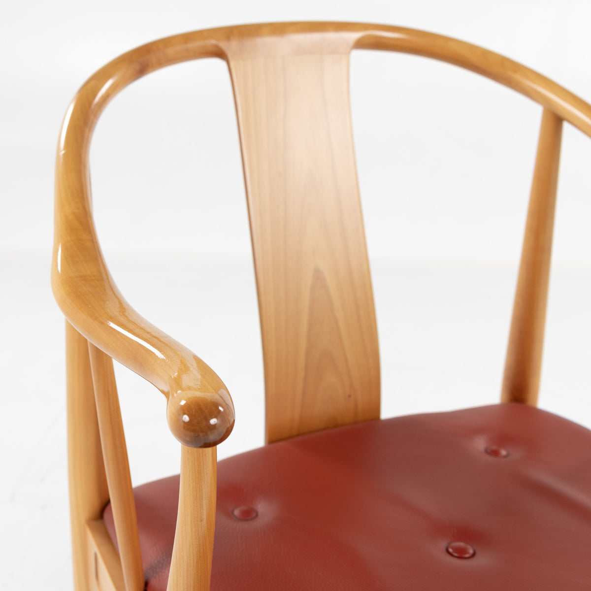 FH 4283 - China chair in cherry
