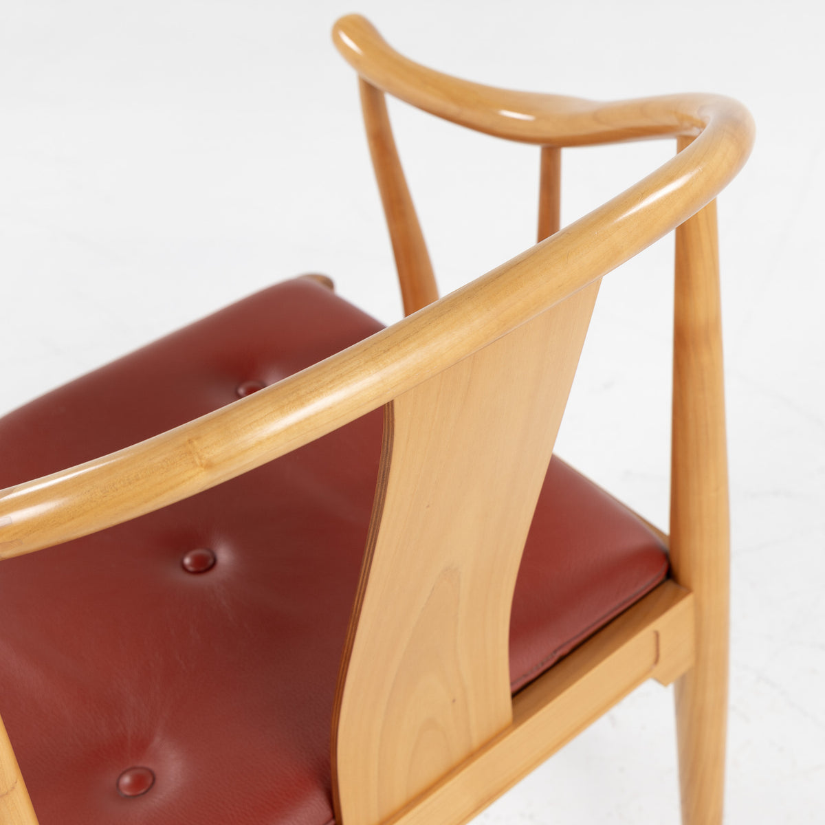 FH 4283 - China chair in cherry