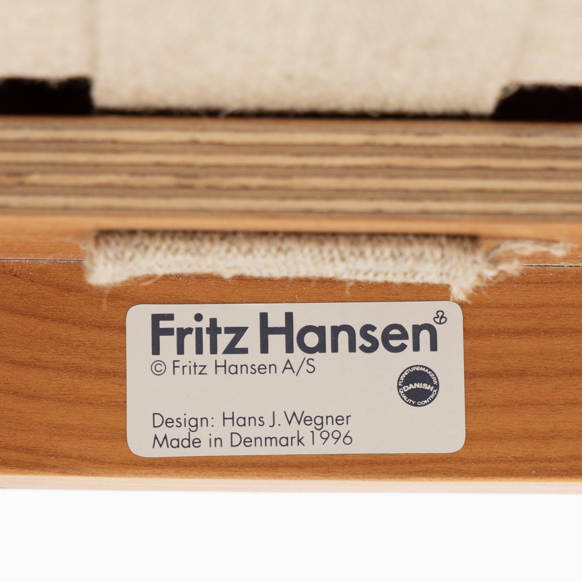 FH 4283 - China chair in cherry