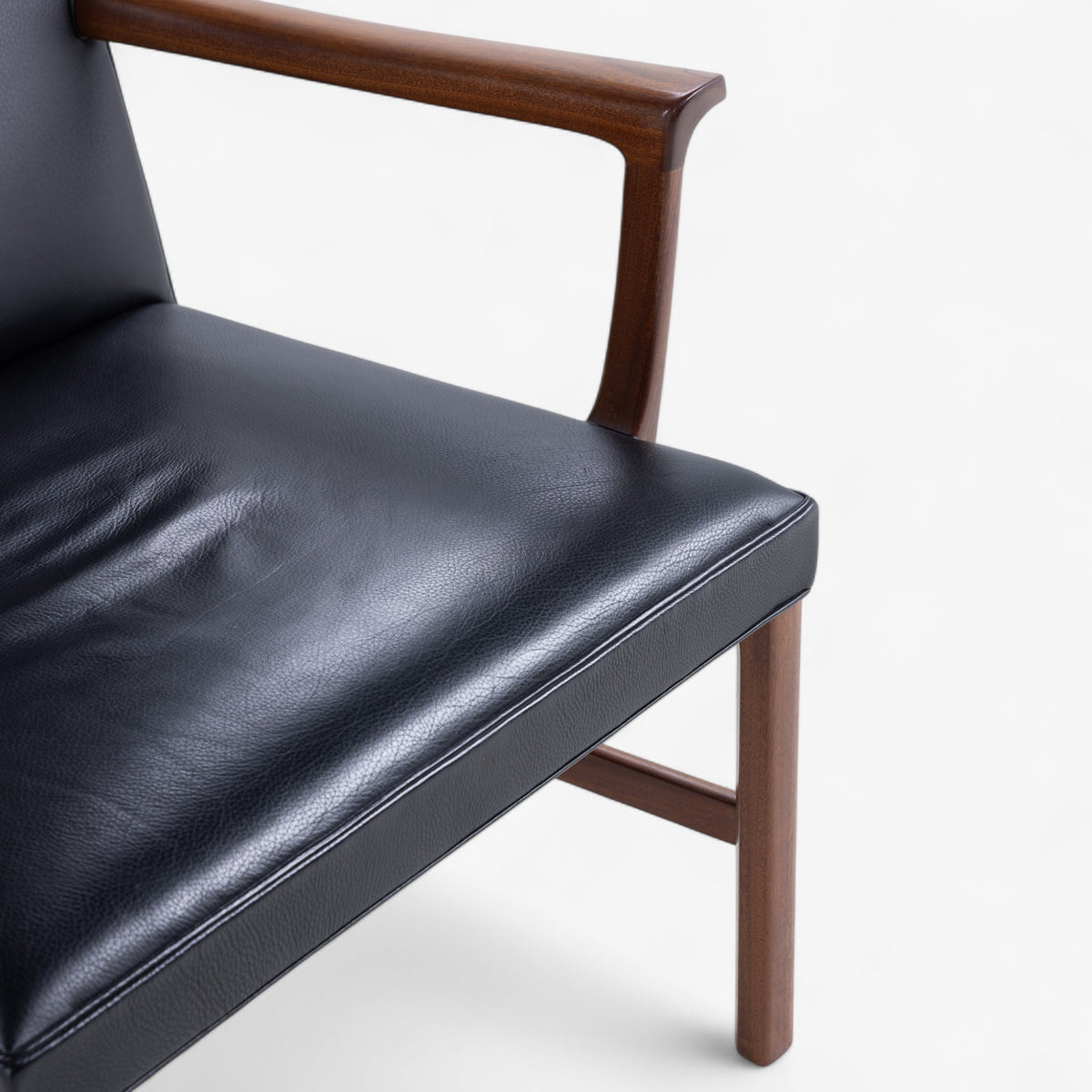 Armchair in mahogany