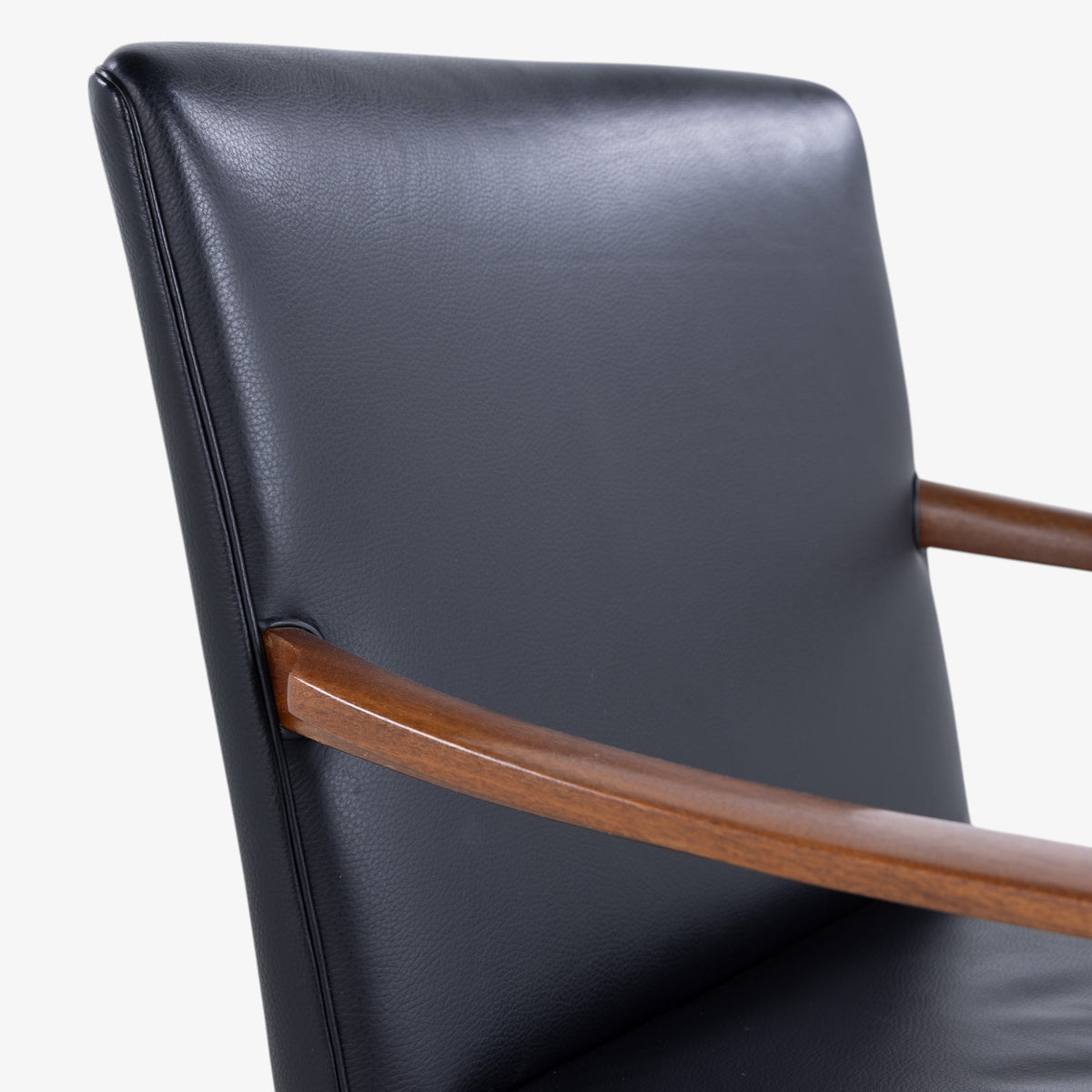 Armchair in mahogany