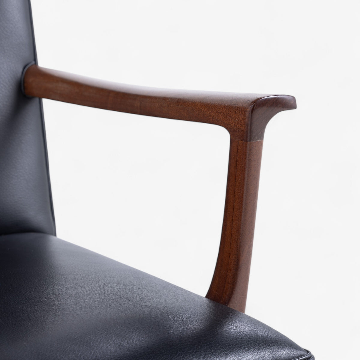 Armchair in mahogany
