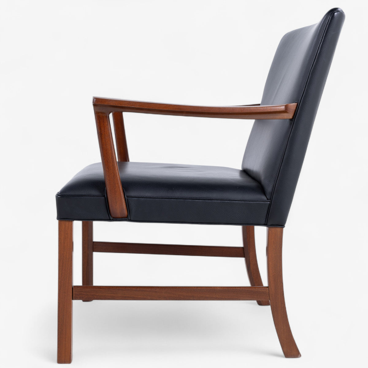 Armchair in mahogany