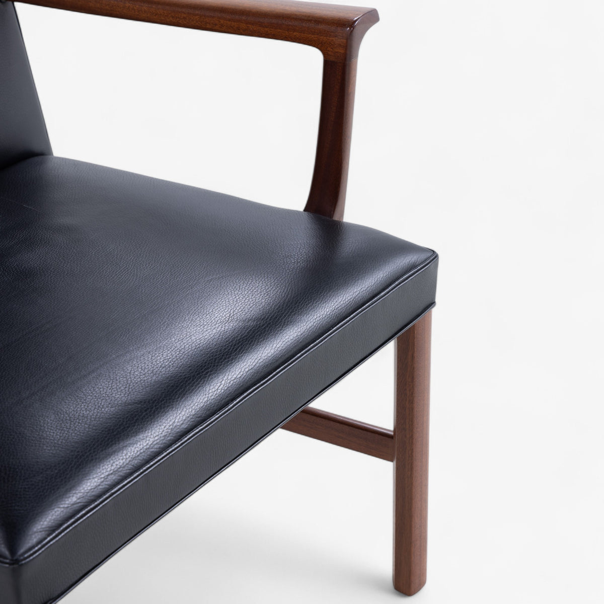 Armchair in mahogany