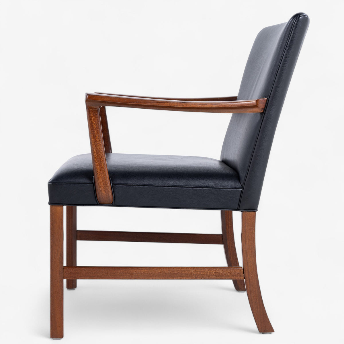 Armchair in mahogany