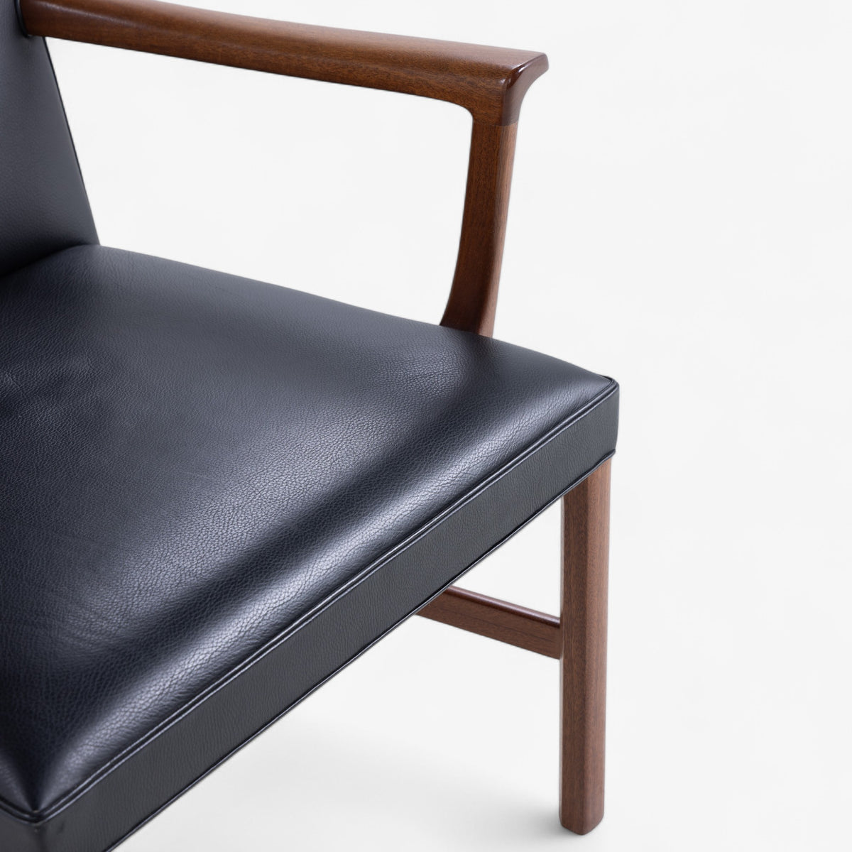 Armchair in mahogany