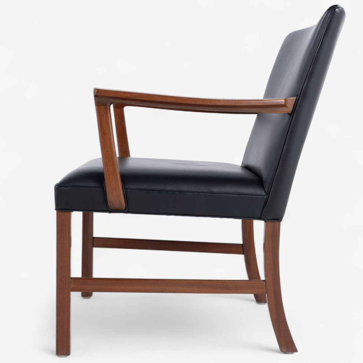 Armchair in mahogany