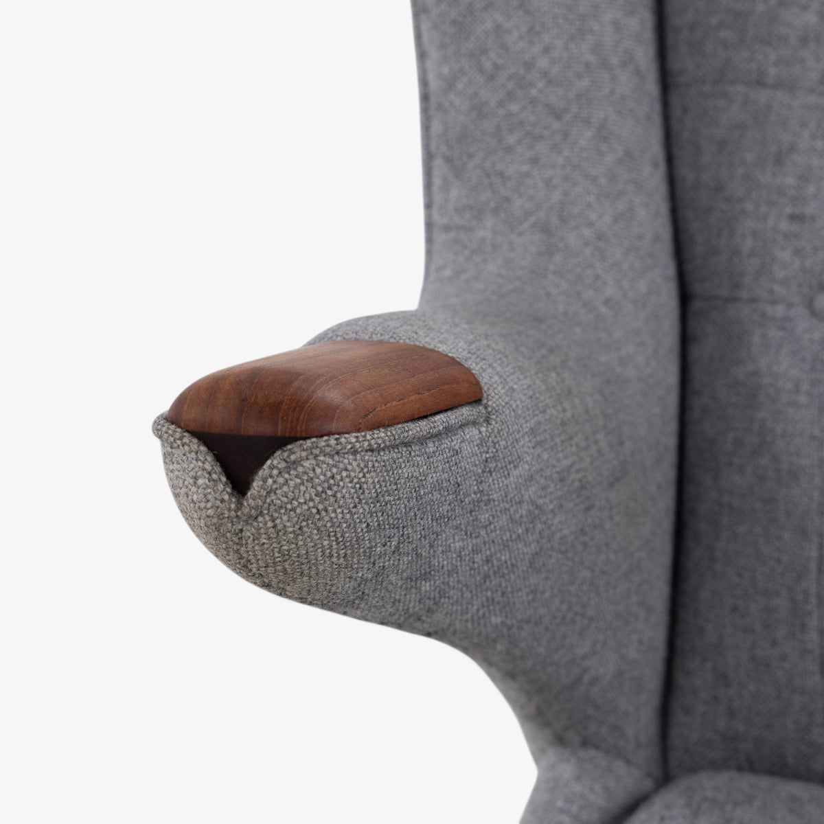 AP 19 - Papa bear chair in grey textile