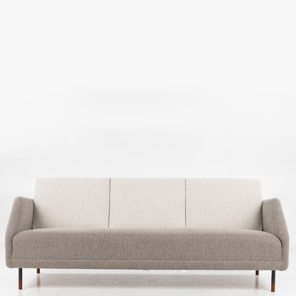 BO 77 - 3 pers. sofa i grå tekstil