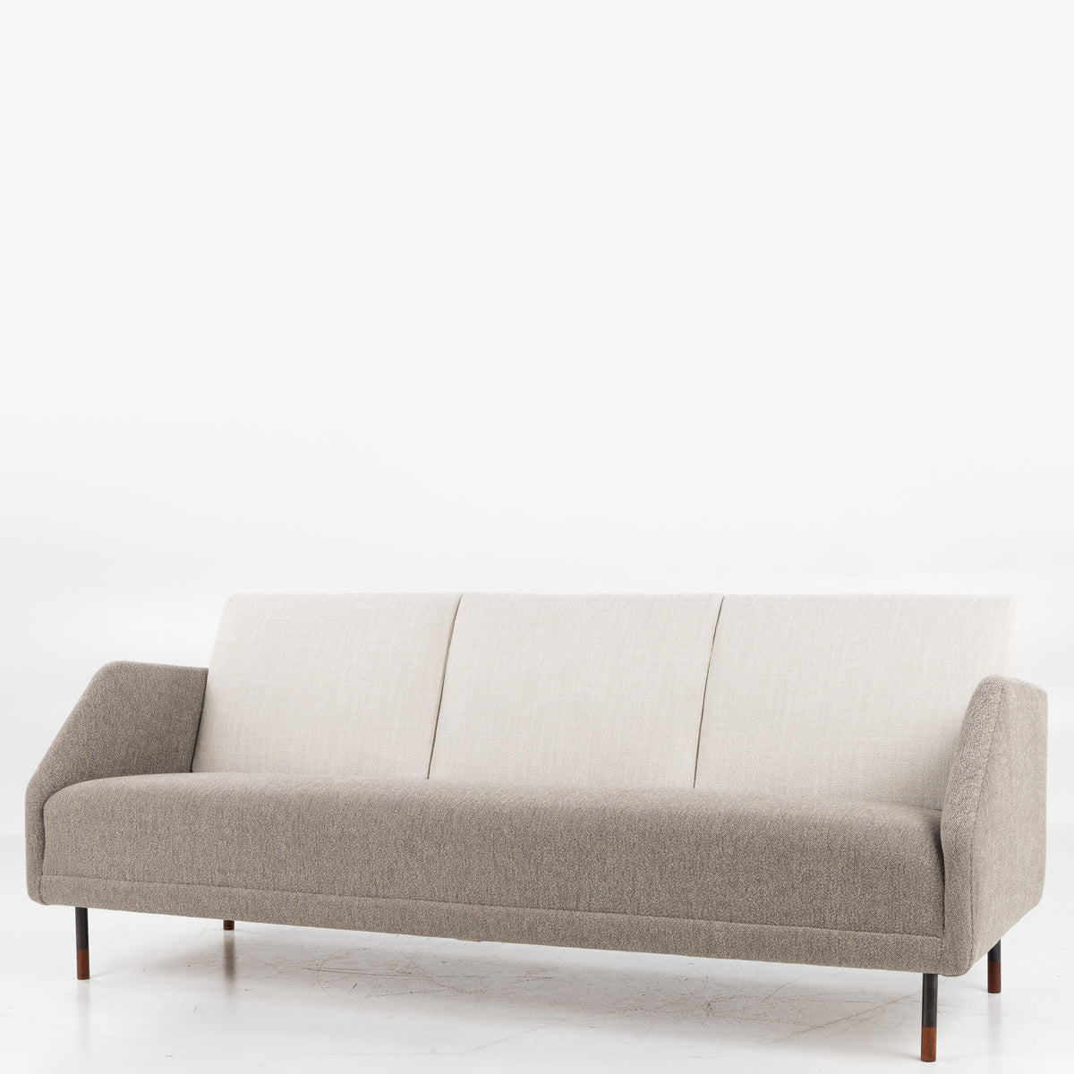 BO 77 - 3 pers. sofa i grå tekstil