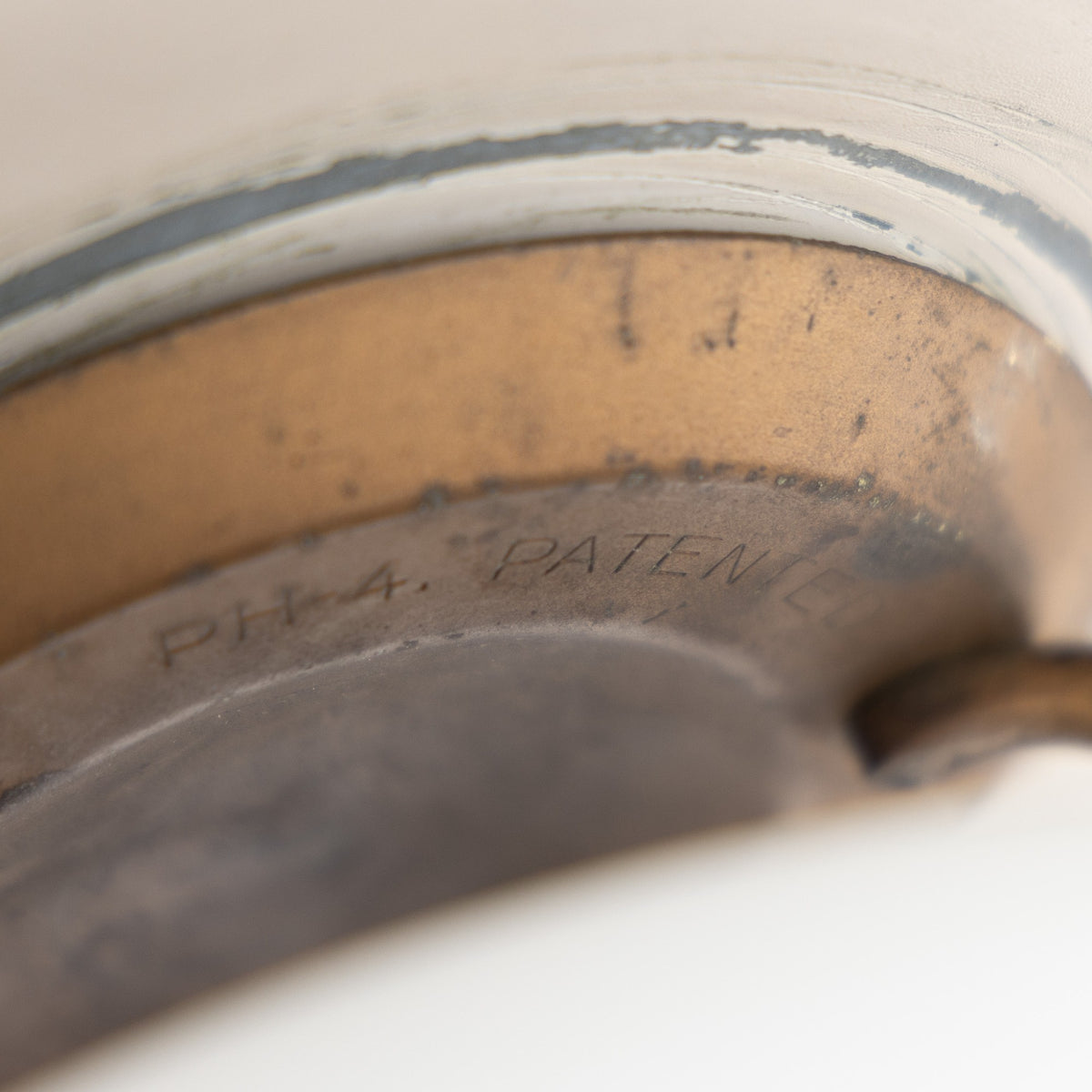 PH 4,5/3 - Bordlampe m. gul skærm
